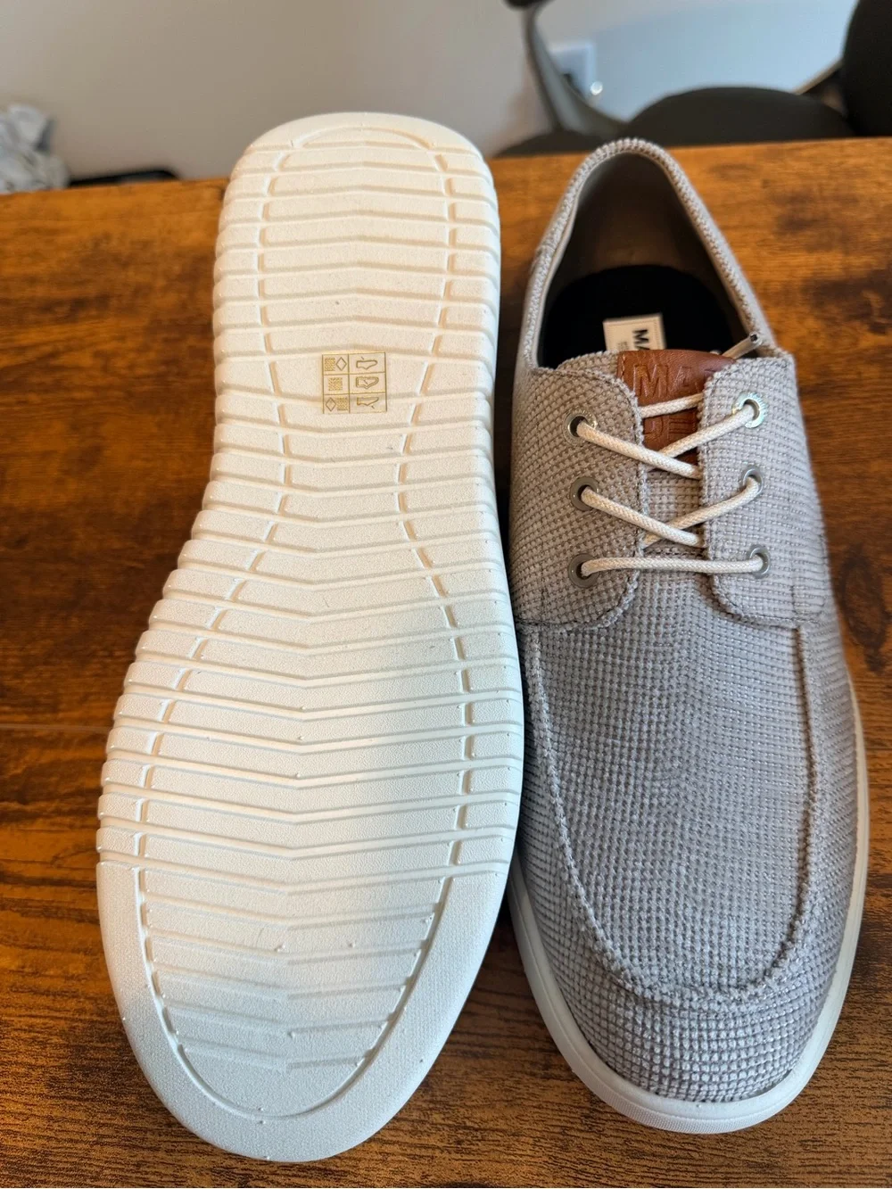 Casual Men's Knit Lace-Up Sneakers in Light Gray 9M